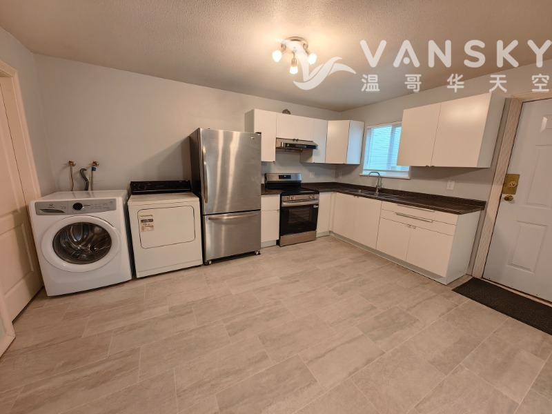 260213222823_kitchen sm.jpg